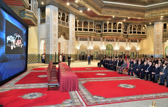 projets industriels du secteur automobile devant le roi Mohamed VI