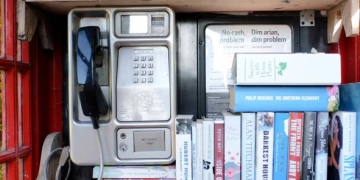 cabines téléphoniques