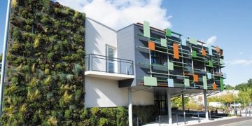 végétalisation des toits et façades