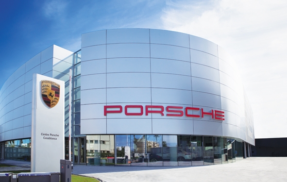 showroom de Porsche à Ain Sebaa