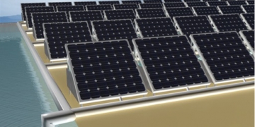 Des panneaux solaires qui transforment l’eau salée en eau potable
