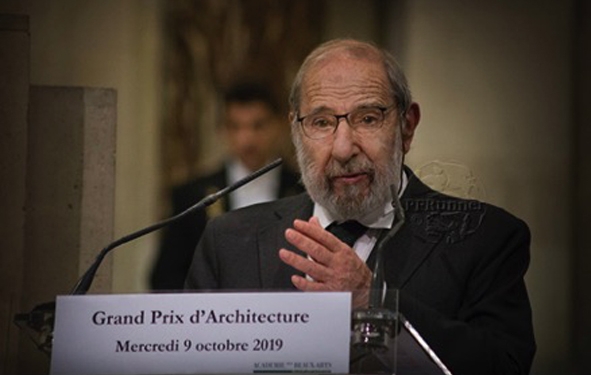 Alvaro Siza Vieira reçoit le Grand Prix d’architecture de l’Académie des beaux-arts