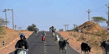 Inde : des routes construites à partir de déchets plastique