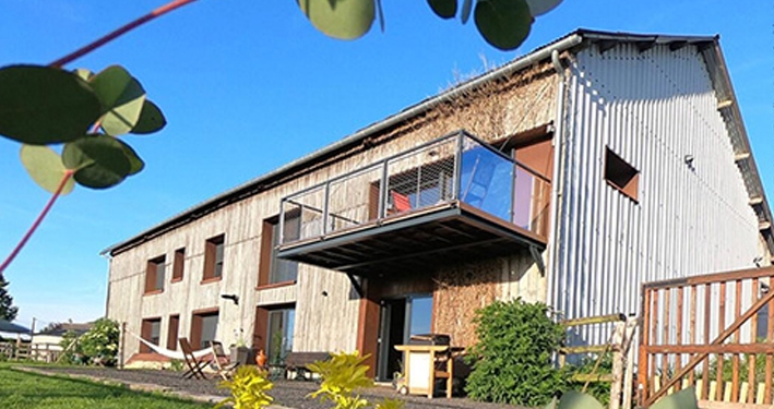 Top 10 des bâtiments et maisons en paille