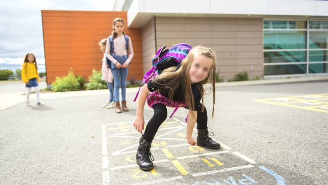 Fotech développe une technologie de pointe qui peut améliorer la qualité de l’air autour des écoles.