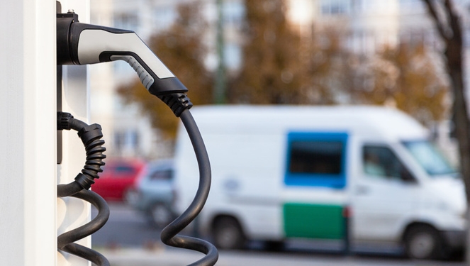 Mobilité : Unimi-1Base, le système d’ancrage universel pour les bornes de recharge électrique