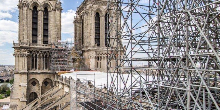 A la recherche des matériaux pour reconstruire Notre-Dame