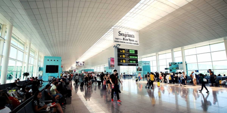 Quels leviers pour décarboner les aéroports ?