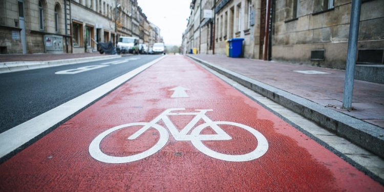 Une piste « vélo-bus » à Barcelone ?