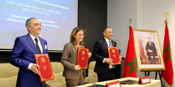 Signature de quatre mémorandums d’entente relatifs à des projets d’investissement dans le secteur de l’outsourcing
