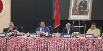 Région Drâa-Tafilalet : consultation majeure pour la nouvelle stratégie industrielle avec le ministre de l’industrie et du commerce