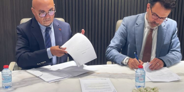 Aswak Assalam passe au solaire photovoltaïque : un engagement fort dans la transition énergétique